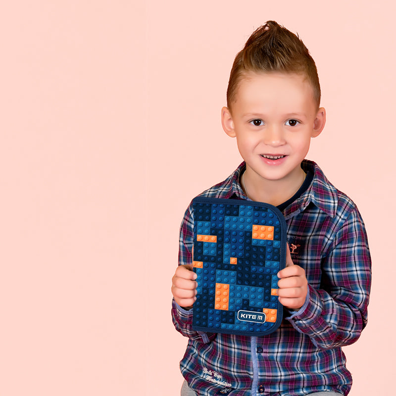 Pencil case without stationery Kite Blocks K24-622-8, 1 compartment, 2 folds