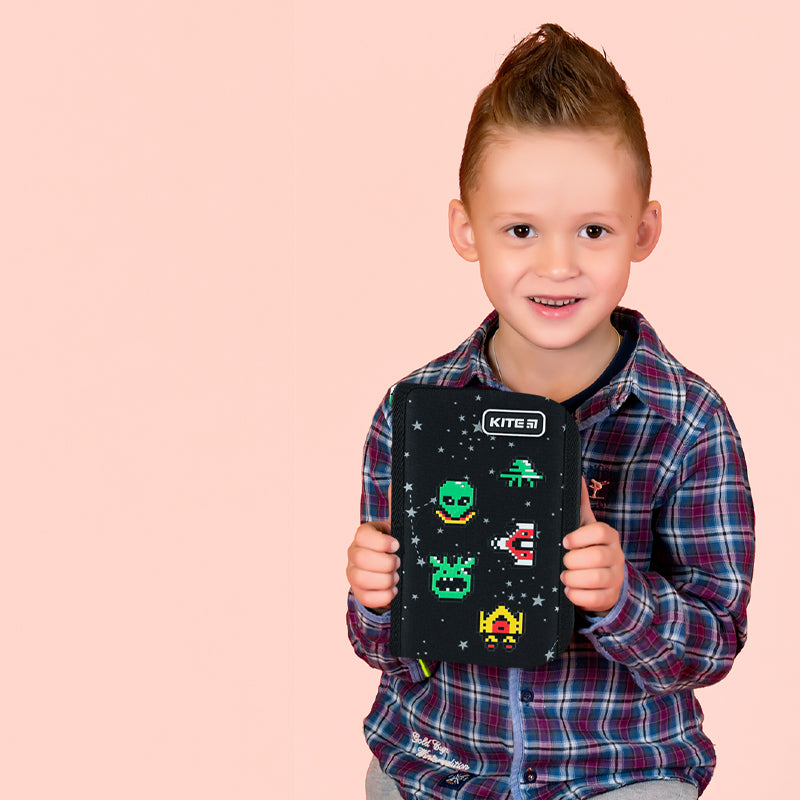 Pencil case without stationery Kite UFO K24-623, 2 compartments