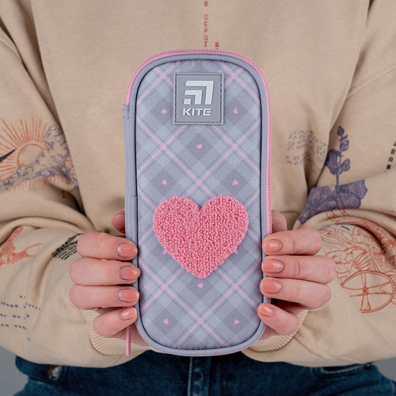 Pencil case Kite Fluffy Heart K24-662-13