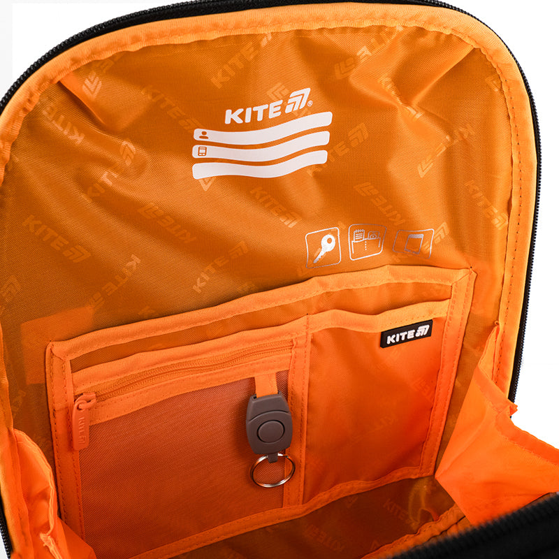 School backpack hard shaped Transformers Generations TF25-555S