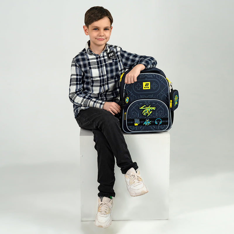 School backpack hard shaped Cyber K25-556M-2