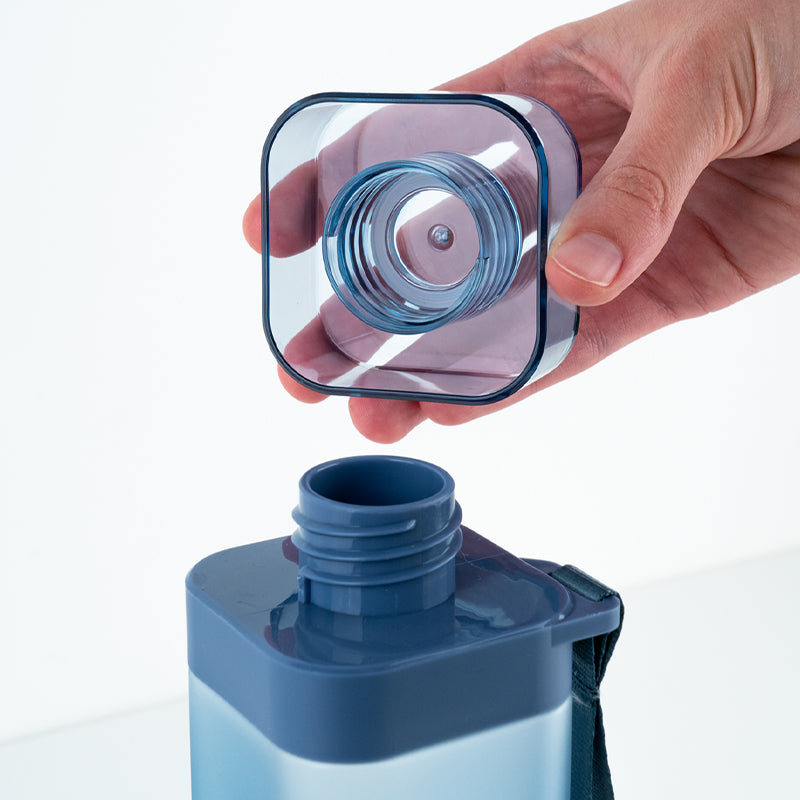 Пляшечка для води квадратна Kite K24-1210-1, 700 мл, синя