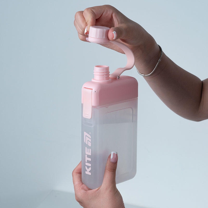 Water bottle, 450 ml, pink. Made of food grade plastic